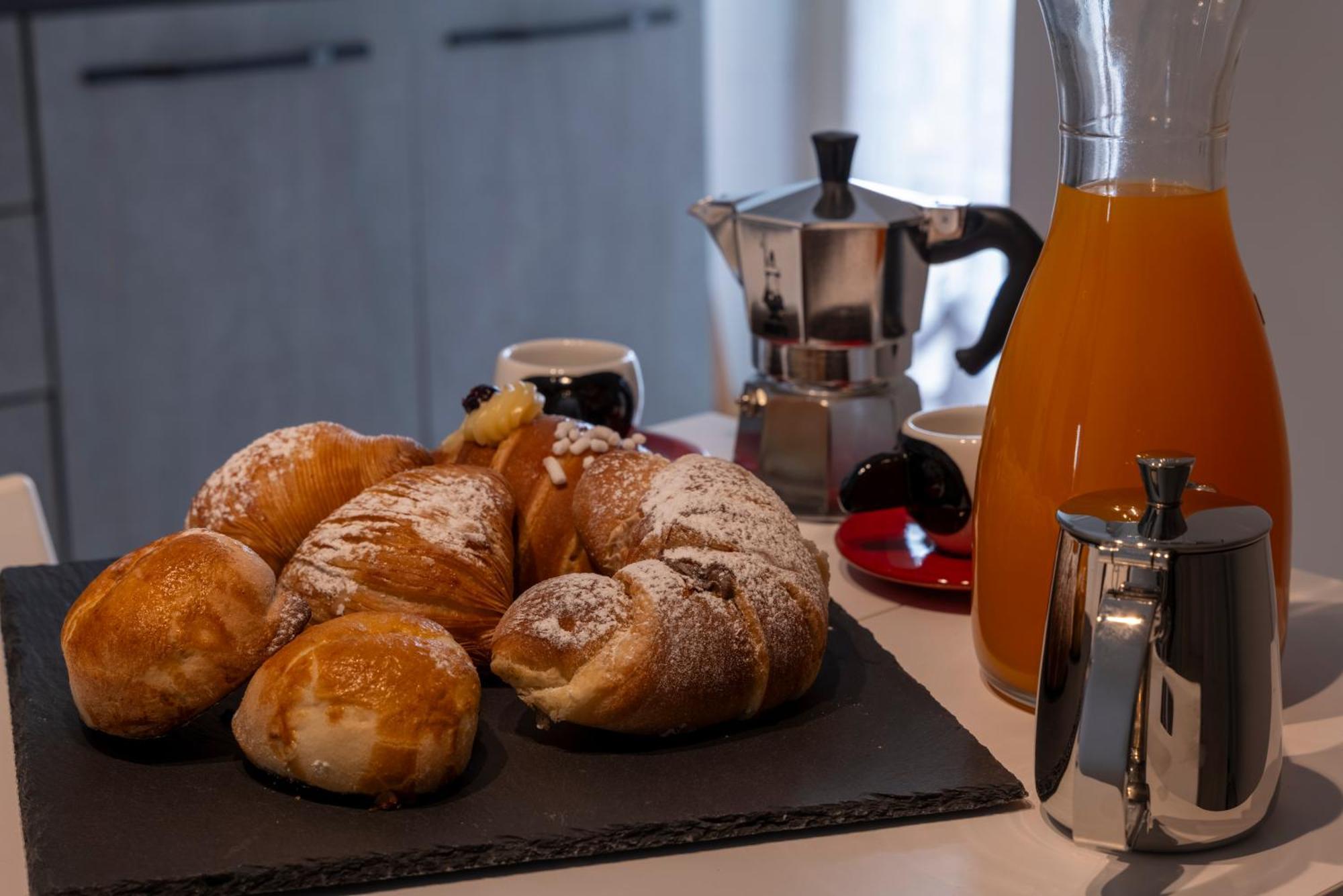 Apartament Saba'S House Neapol Zewnętrze zdjęcie